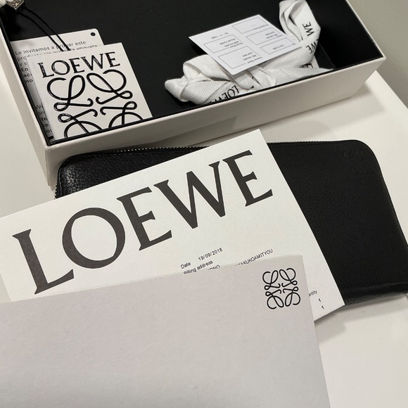 Loewe Navy leather zip wallet - Picture 7 of 11